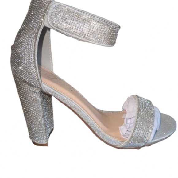 Forever 21 Shoes - Forever 21 Sparkling Silver Heels